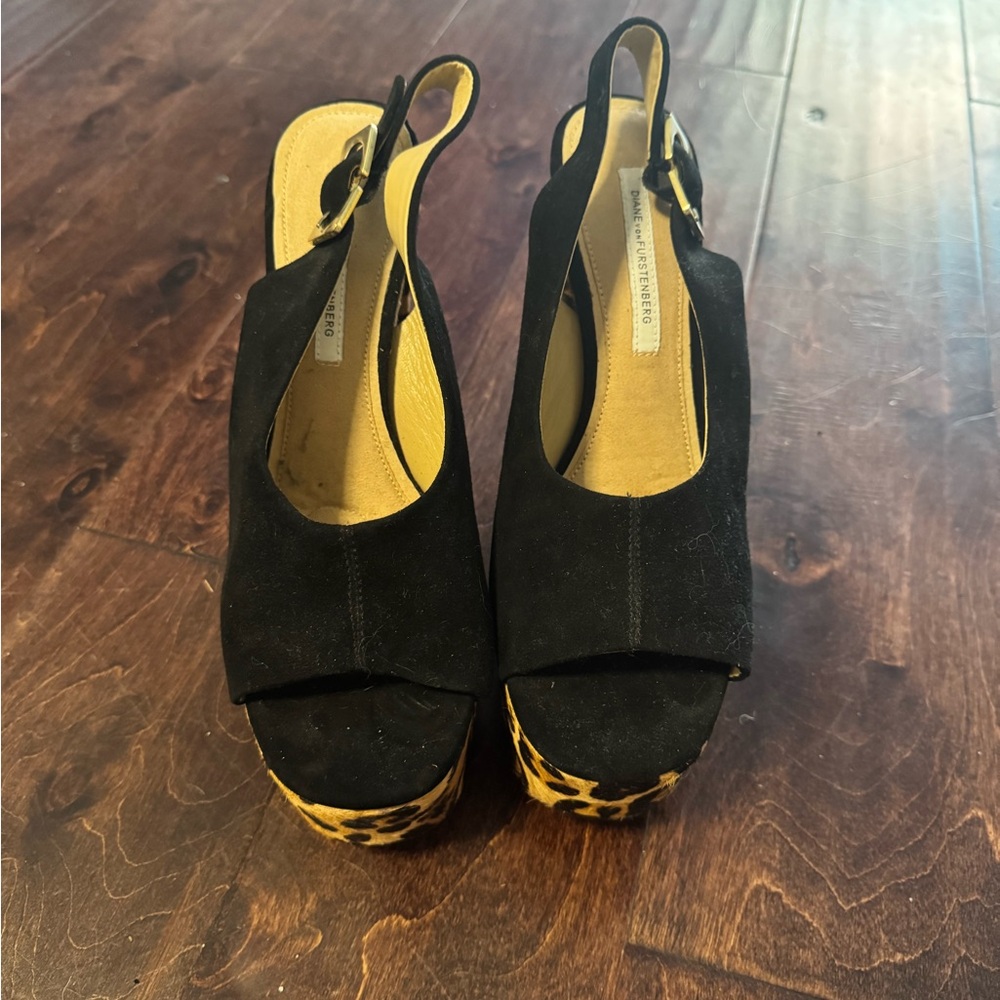 Diane Von Furstenberg Black and Leopard Platform Slingbacks